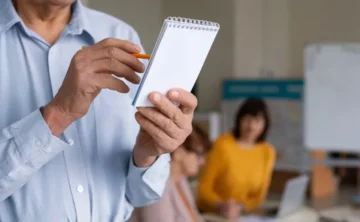 Profesores contratados en régimen general o autónomos que emiten factura