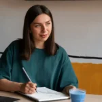 Relación entre la Inteligencia Artificial y la gestión e impartición de cursos presenciales para trabajadores