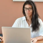 Profesores y tutores en la formación bonificada enseñar, acompañar y dejar evidencias